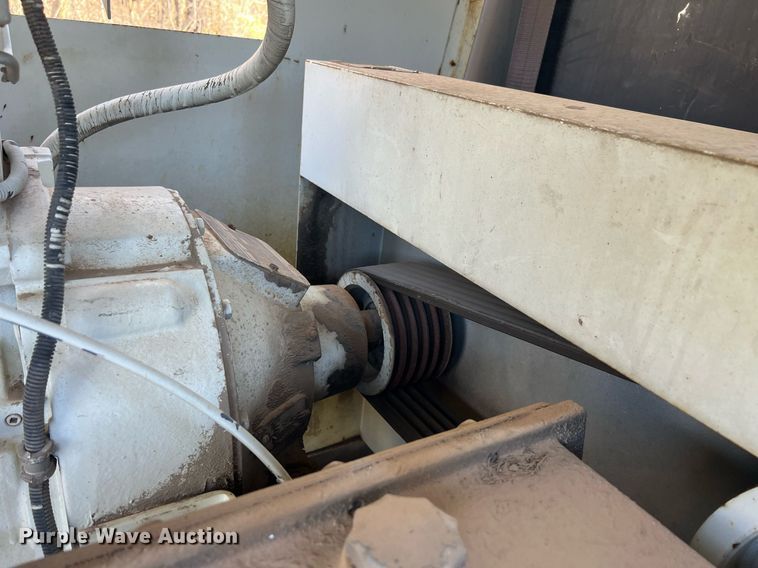 image for item EL5707 1990 International 4900 sewer jetter truck