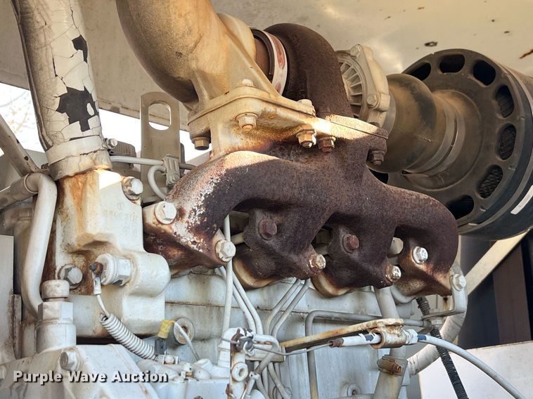 image for item EL5707 1990 International 4900 sewer jetter truck