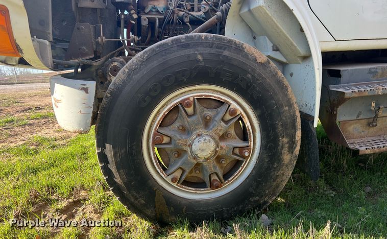 image for item EL5707 1990 International 4900 sewer jetter truck