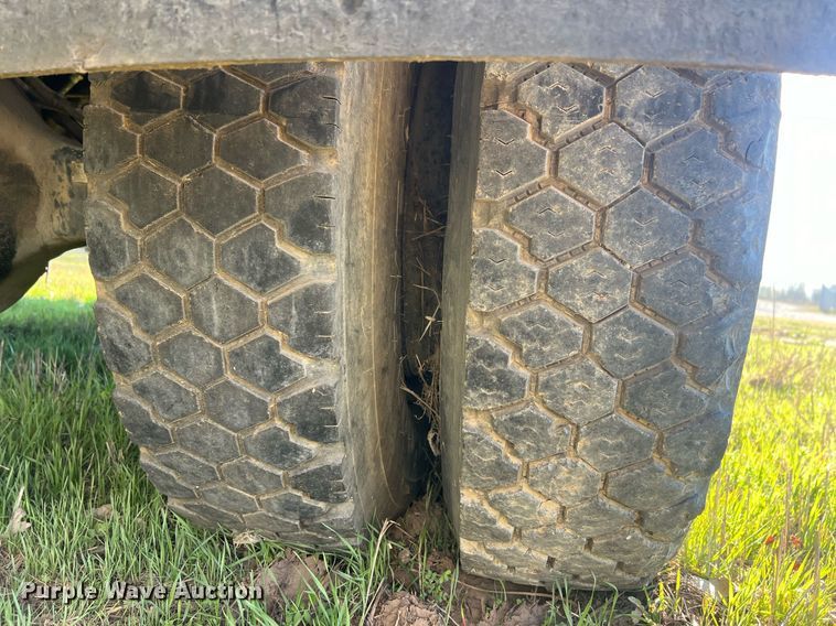 image for item EL5707 1990 International 4900 sewer jetter truck