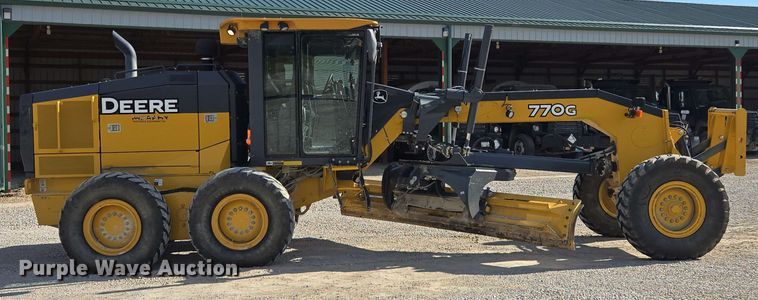image for item EM7250 2017 John Deere  770G motor grader