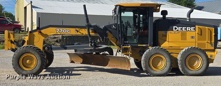 image for item EM7250 2017 John Deere  770G motor grader