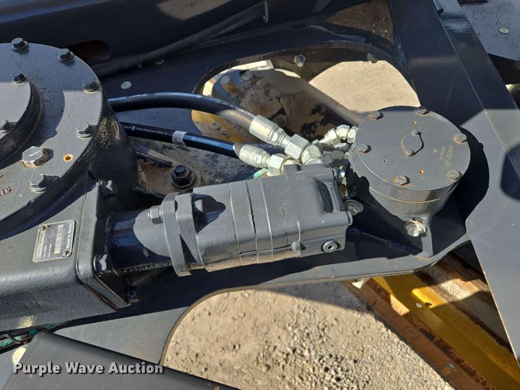 image for item EM7250 2017 John Deere  770G motor grader