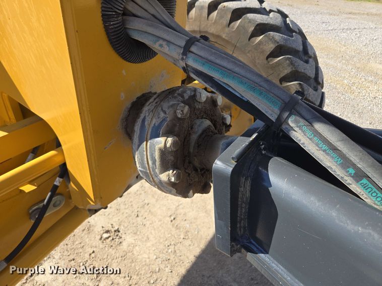 image for item EM7250 2017 John Deere  770G motor grader