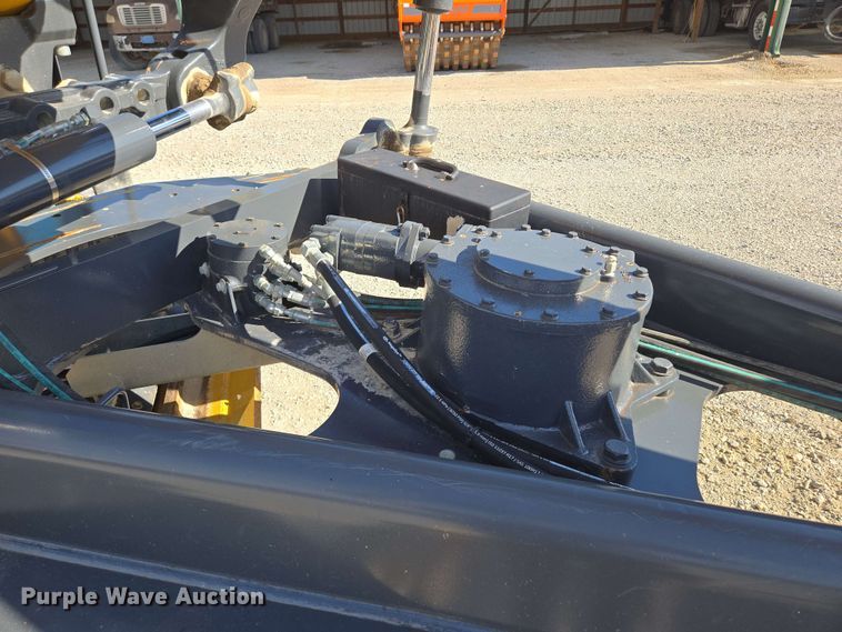 image for item EM7250 2017 John Deere  770G motor grader