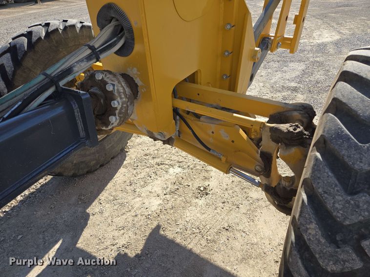 image for item EM7250 2017 John Deere  770G motor grader