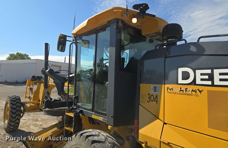 image for item EM7250 2017 John Deere  770G motor grader