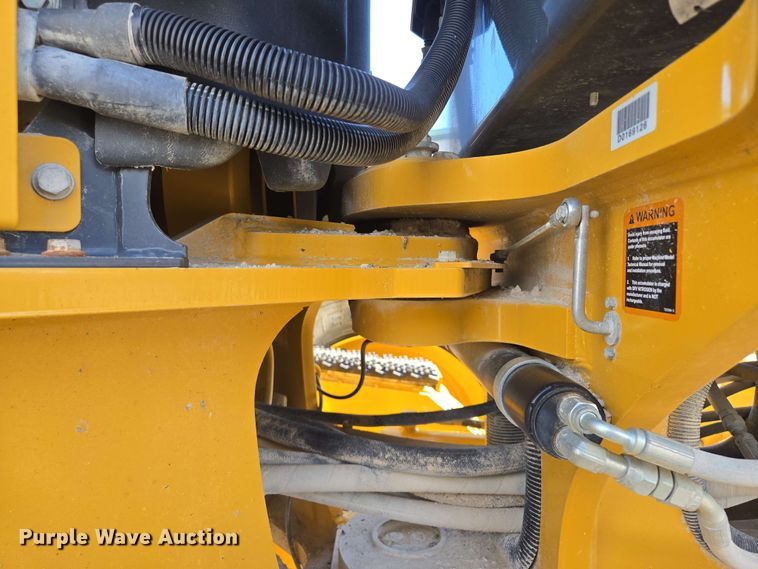 image for item EM7250 2017 John Deere  770G motor grader