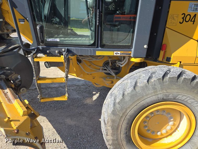 image for item EM7250 2017 John Deere  770G motor grader