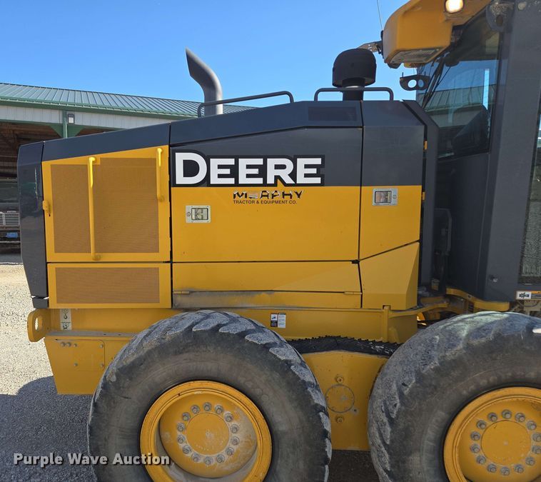 image for item EM7250 2017 John Deere  770G motor grader