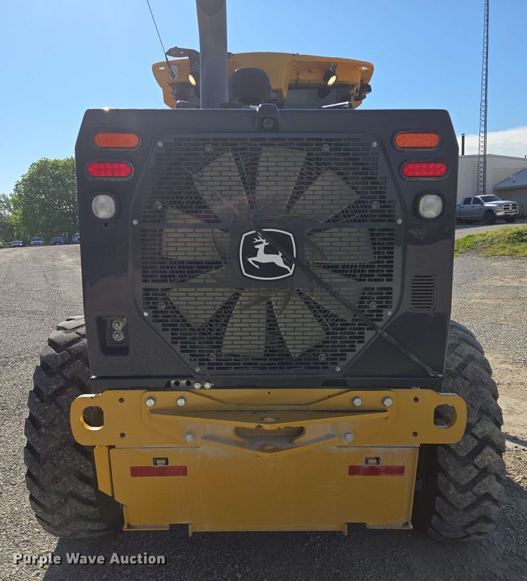 image for item EM7250 2017 John Deere  770G motor grader