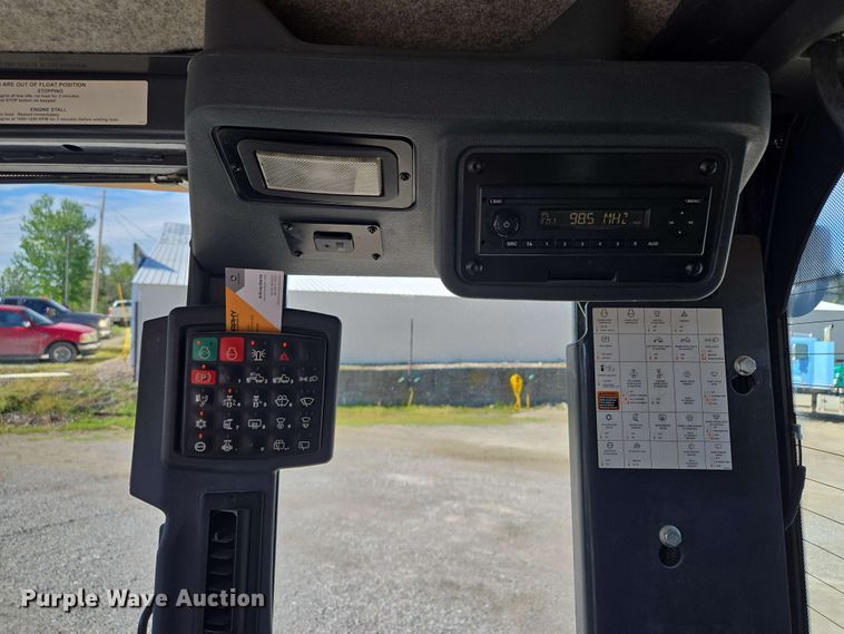 image for item EM7250 2017 John Deere  770G motor grader