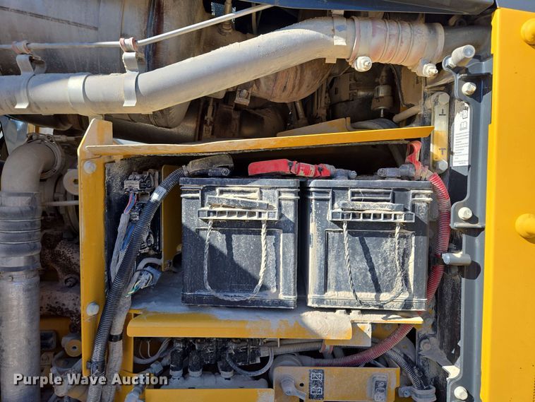 image for item EM7250 2017 John Deere  770G motor grader