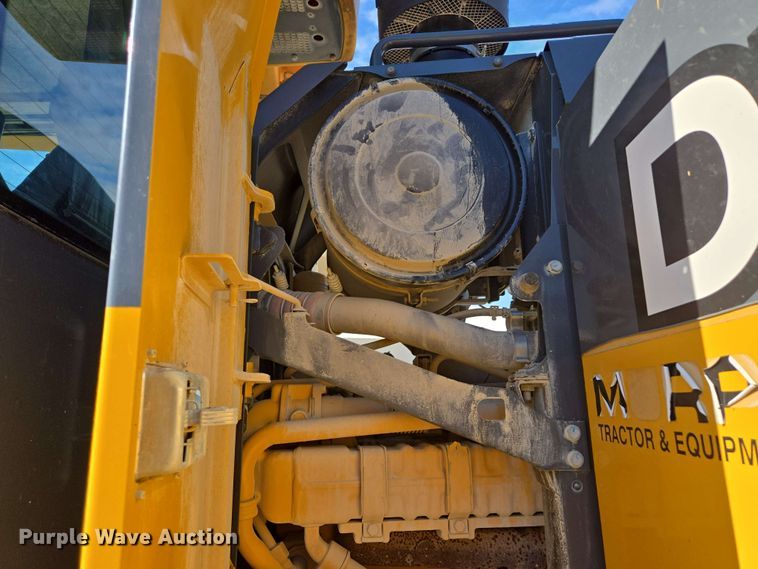 image for item EM7250 2017 John Deere  770G motor grader