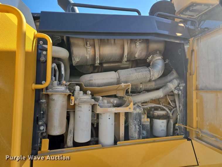 image for item EM7250 2017 John Deere  770G motor grader