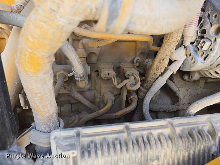 image for item EM7250 2017 John Deere  770G motor grader