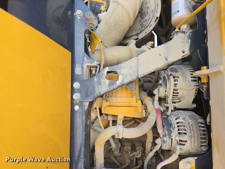 image for item EM7250 2017 John Deere  770G motor grader