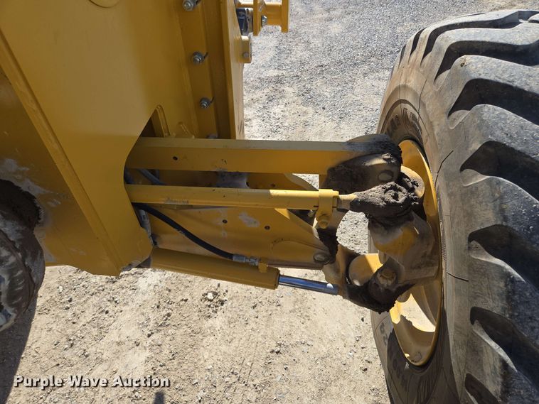 image for item EM7250 2017 John Deere  770G motor grader