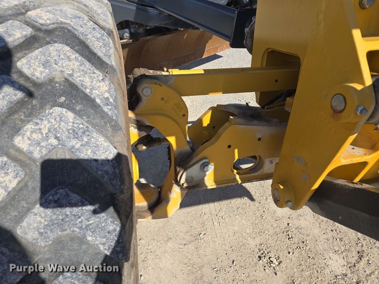 image for item EM7250 2017 John Deere  770G motor grader