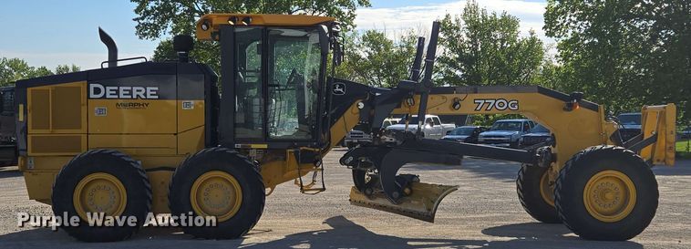 image for item EM7251 2018 John Deere  770G motor grader