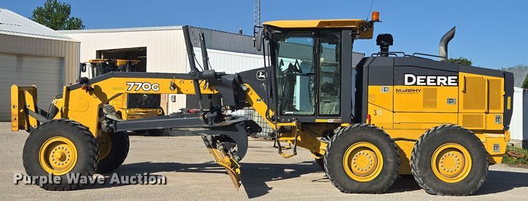 image for item EM7251 2018 John Deere  770G motor grader