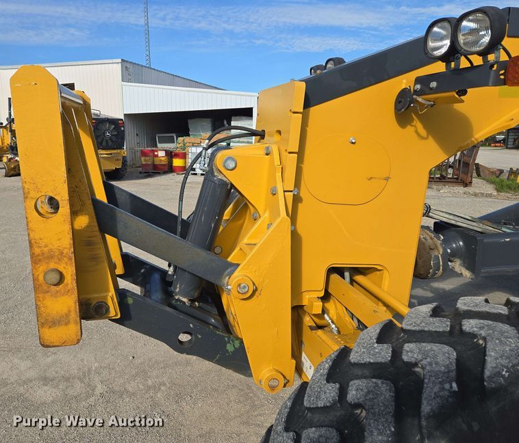 image for item EM7251 2018 John Deere  770G motor grader