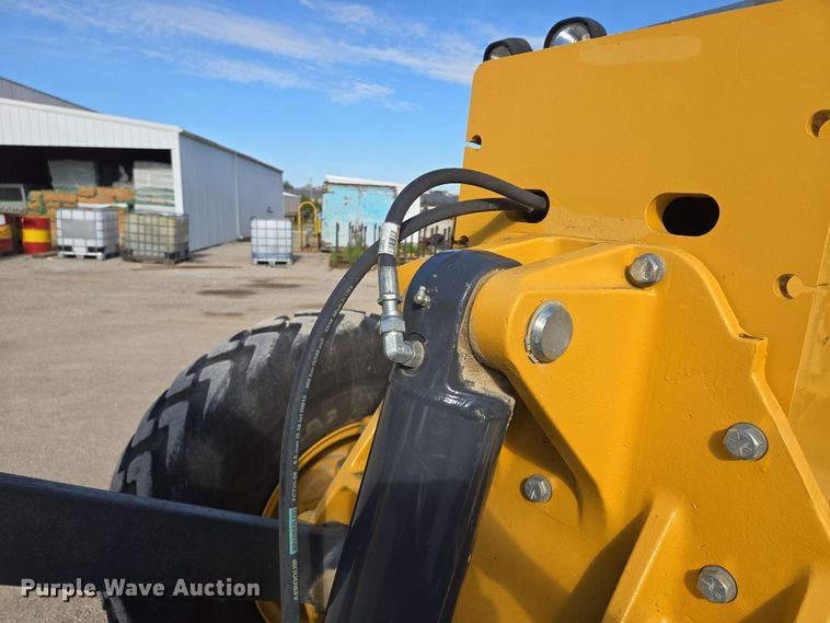 image for item EM7251 2018 John Deere  770G motor grader