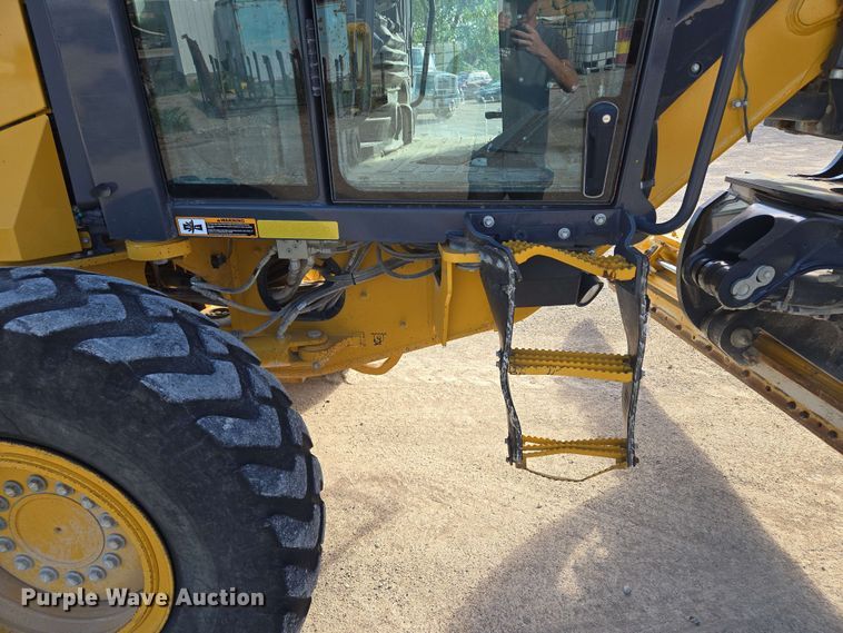 image for item EM7251 2018 John Deere  770G motor grader