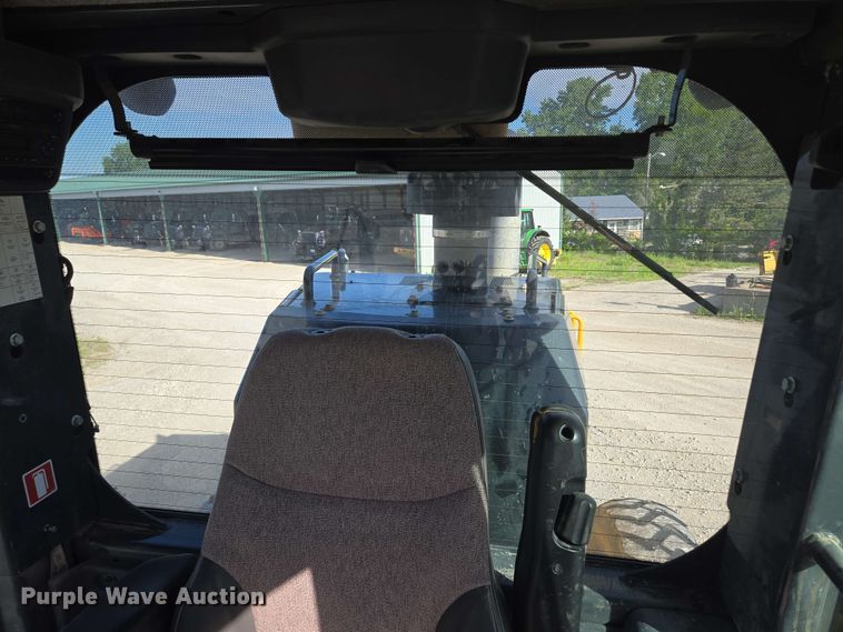 image for item EM7251 2018 John Deere  770G motor grader