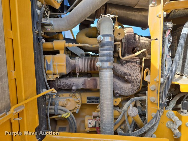 image for item EM7251 2018 John Deere  770G motor grader
