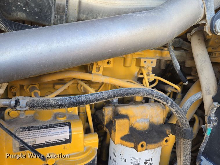 image for item EM7251 2018 John Deere  770G motor grader