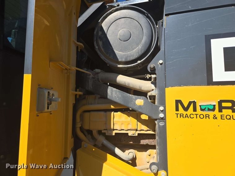 image for item EM7251 2018 John Deere  770G motor grader