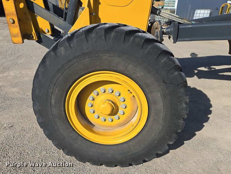 image for item EM7251 2018 John Deere  770G motor grader