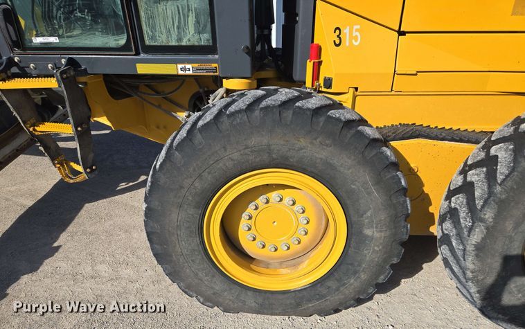 image for item EM7251 2018 John Deere  770G motor grader