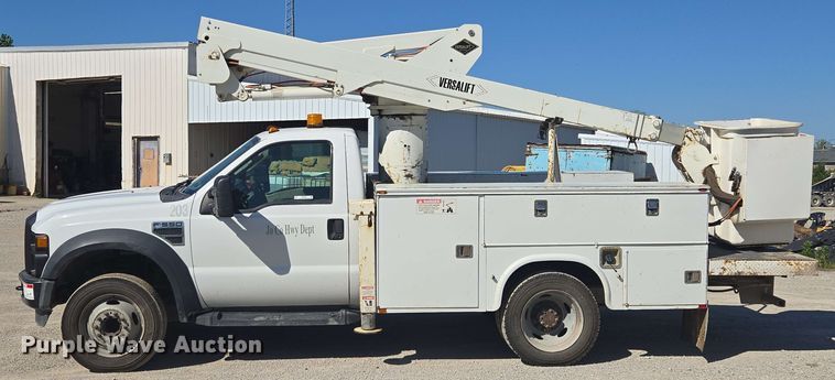 image for item EM7254 2008 Ford  F550 Super Duty XL  bucket truck
