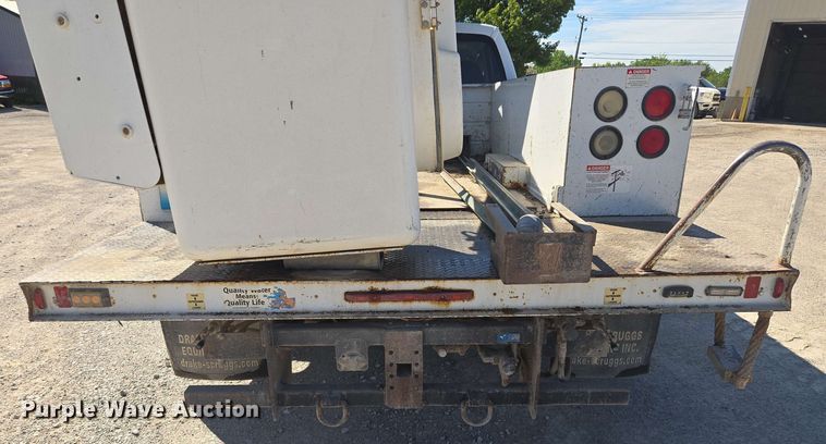 image for item EM7254 2008 Ford  F550 Super Duty XL  bucket truck