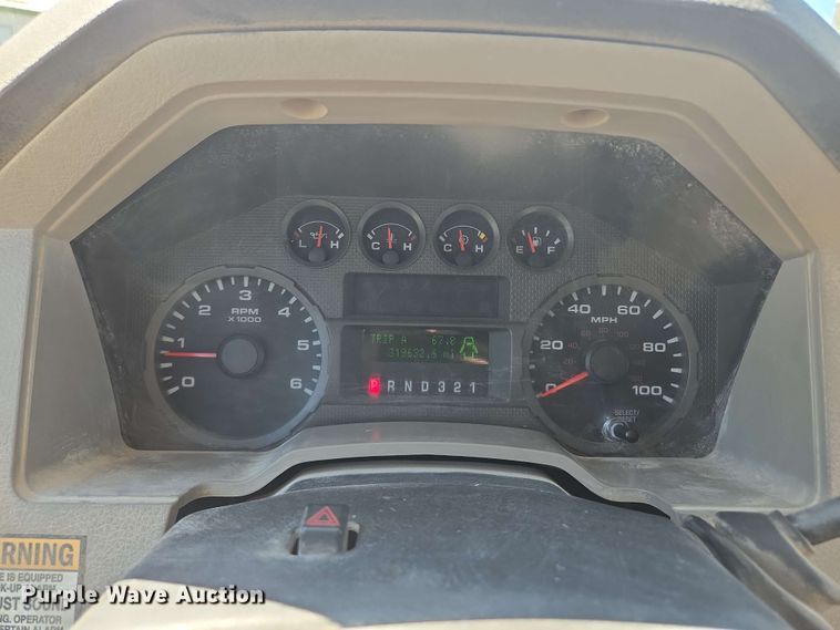 image for item EM7254 2008 Ford  F550 Super Duty XL  bucket truck