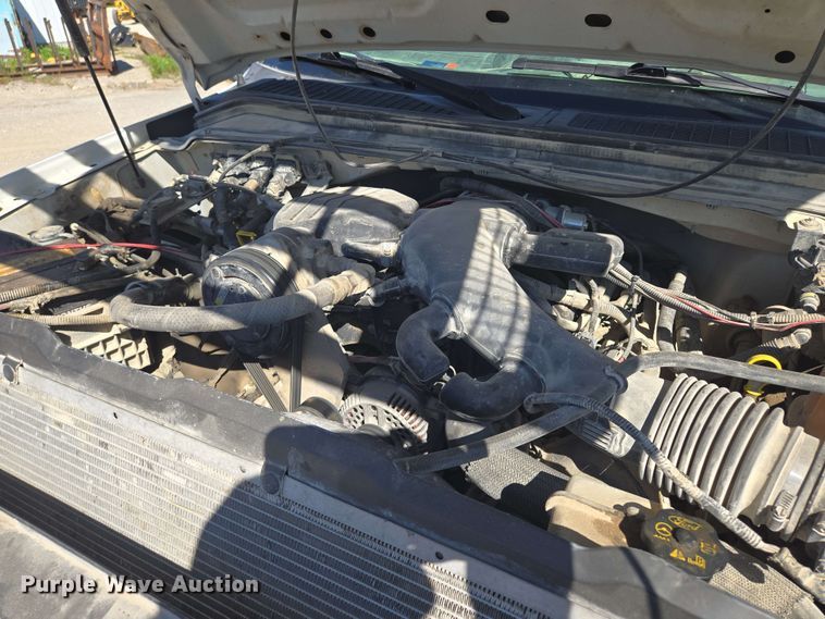 image for item EM7254 2008 Ford  F550 Super Duty XL  bucket truck