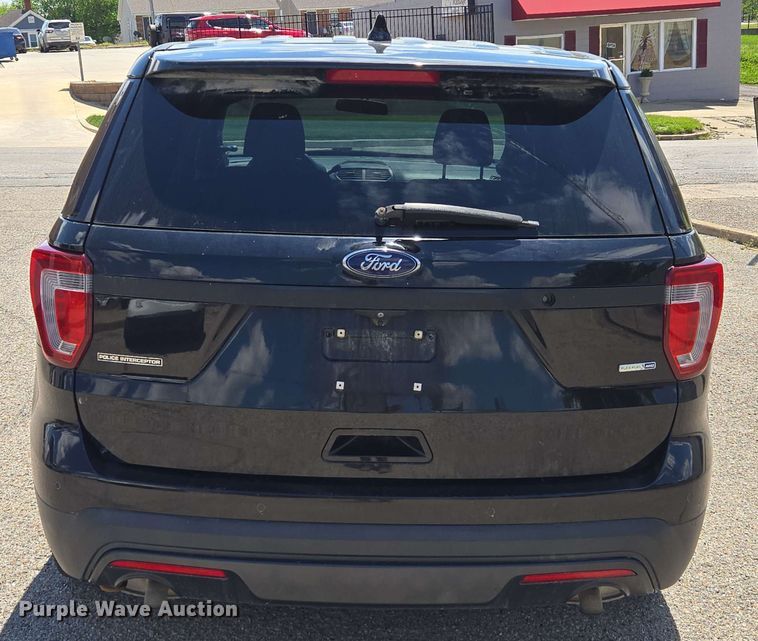 image for item EM7256 2017 Ford Explorer Police Interceptor SUV