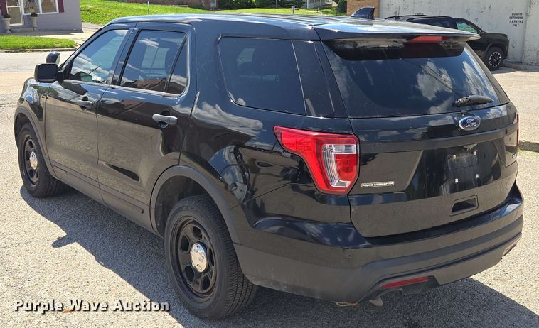 image for item EM7256 2017 Ford Explorer Police Interceptor SUV