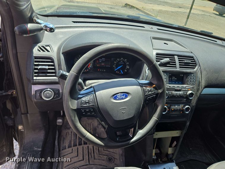 image for item EM7256 2017 Ford Explorer Police Interceptor SUV