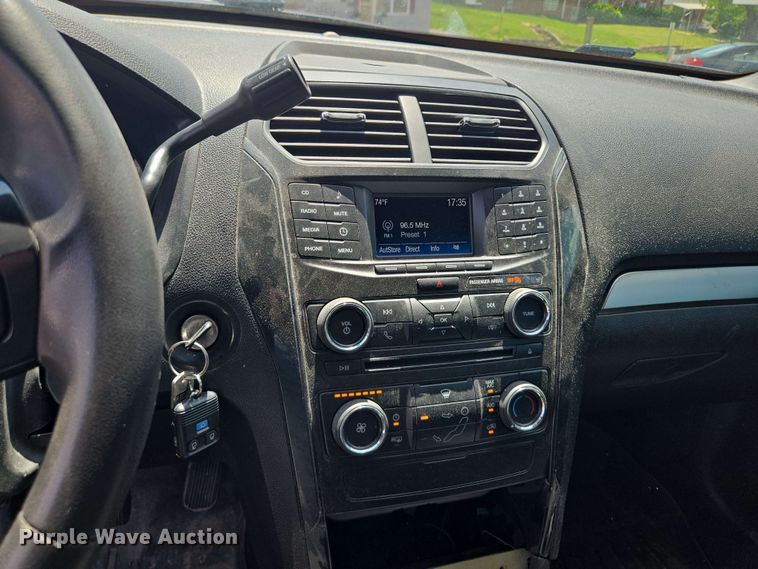 image for item EM7256 2017 Ford Explorer Police Interceptor SUV