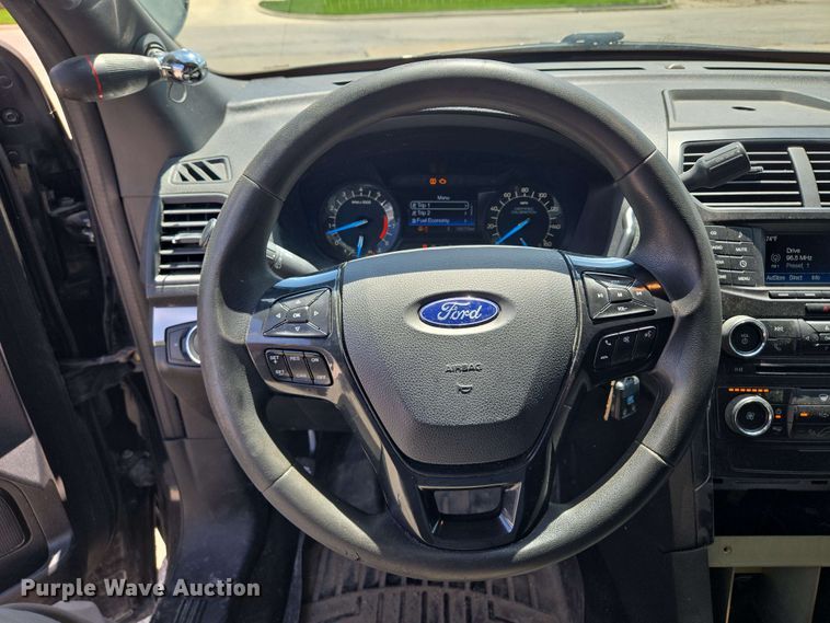 image for item EM7256 2017 Ford Explorer Police Interceptor SUV