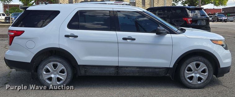image for item EM7257 2014 Ford Explorer Police Interceptor SUV