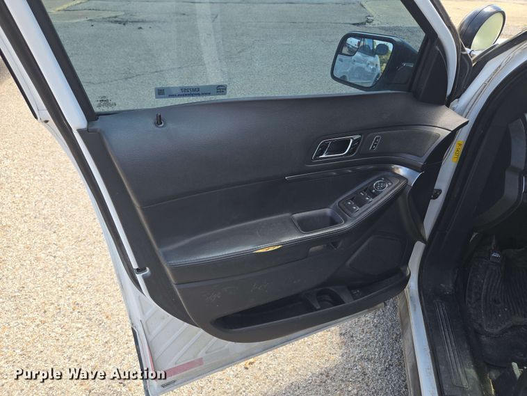 image for item EM7257 2014 Ford Explorer Police Interceptor SUV