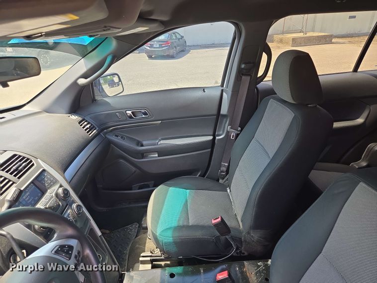 image for item EM7257 2014 Ford Explorer Police Interceptor SUV