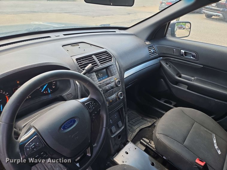 image for item EM7258 2019 Ford Explorer Police Interceptor SUV