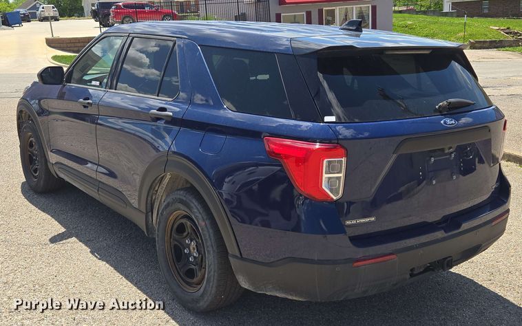 image for item EM7259 2020 Ford Explorer Police interceptor SUV