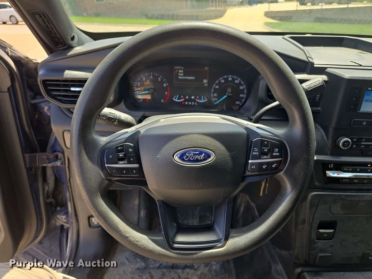 image for item EM7259 2020 Ford Explorer Police interceptor SUV