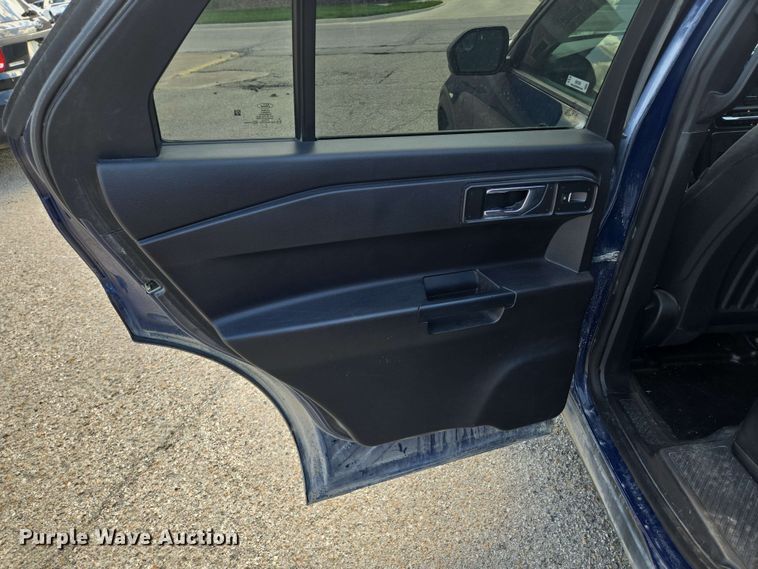 image for item EM7259 2020 Ford Explorer Police interceptor SUV